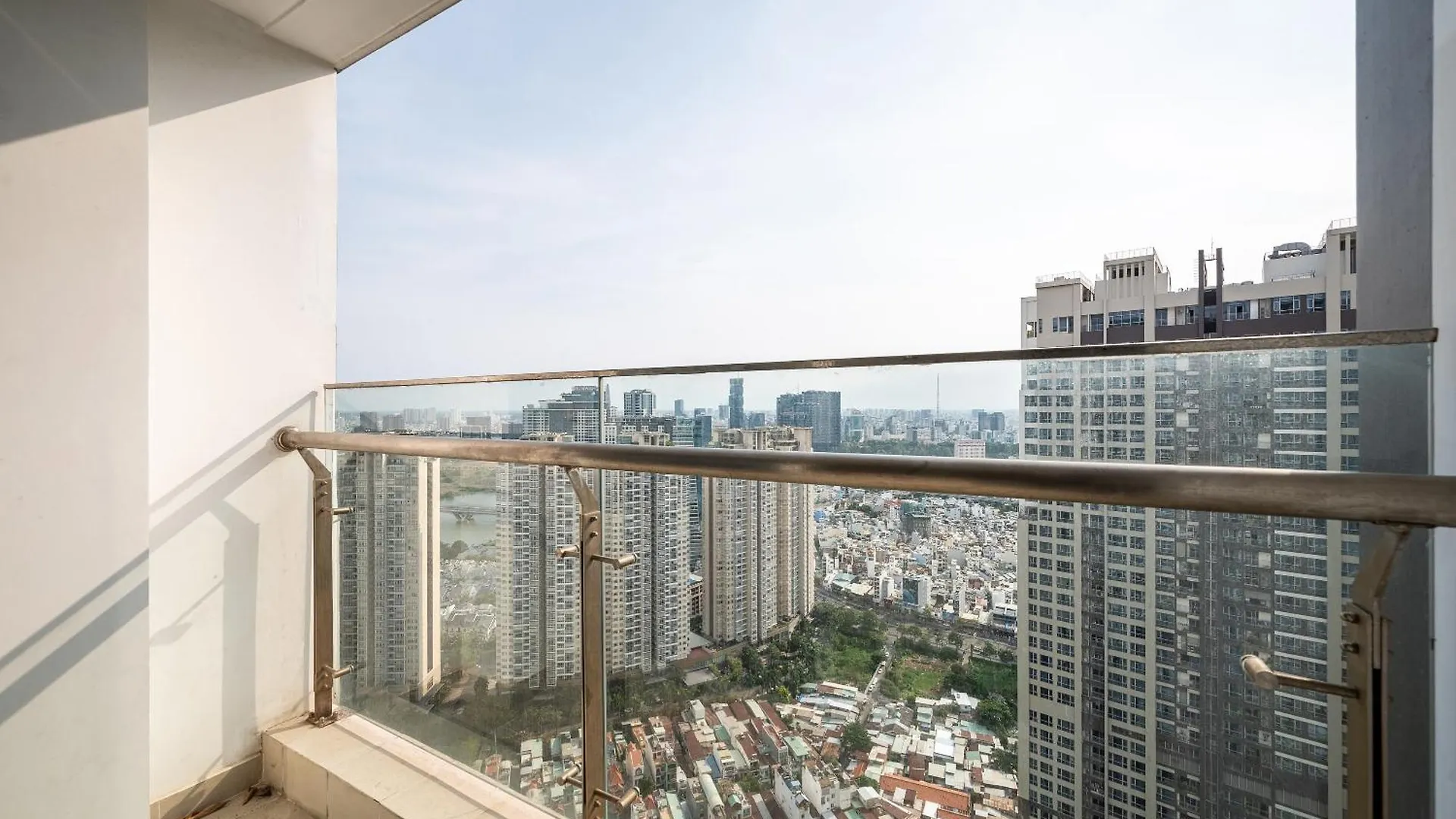 Ri'S House - Can Ho Vinhomes Landmark Ho Chi Minh Apartament
