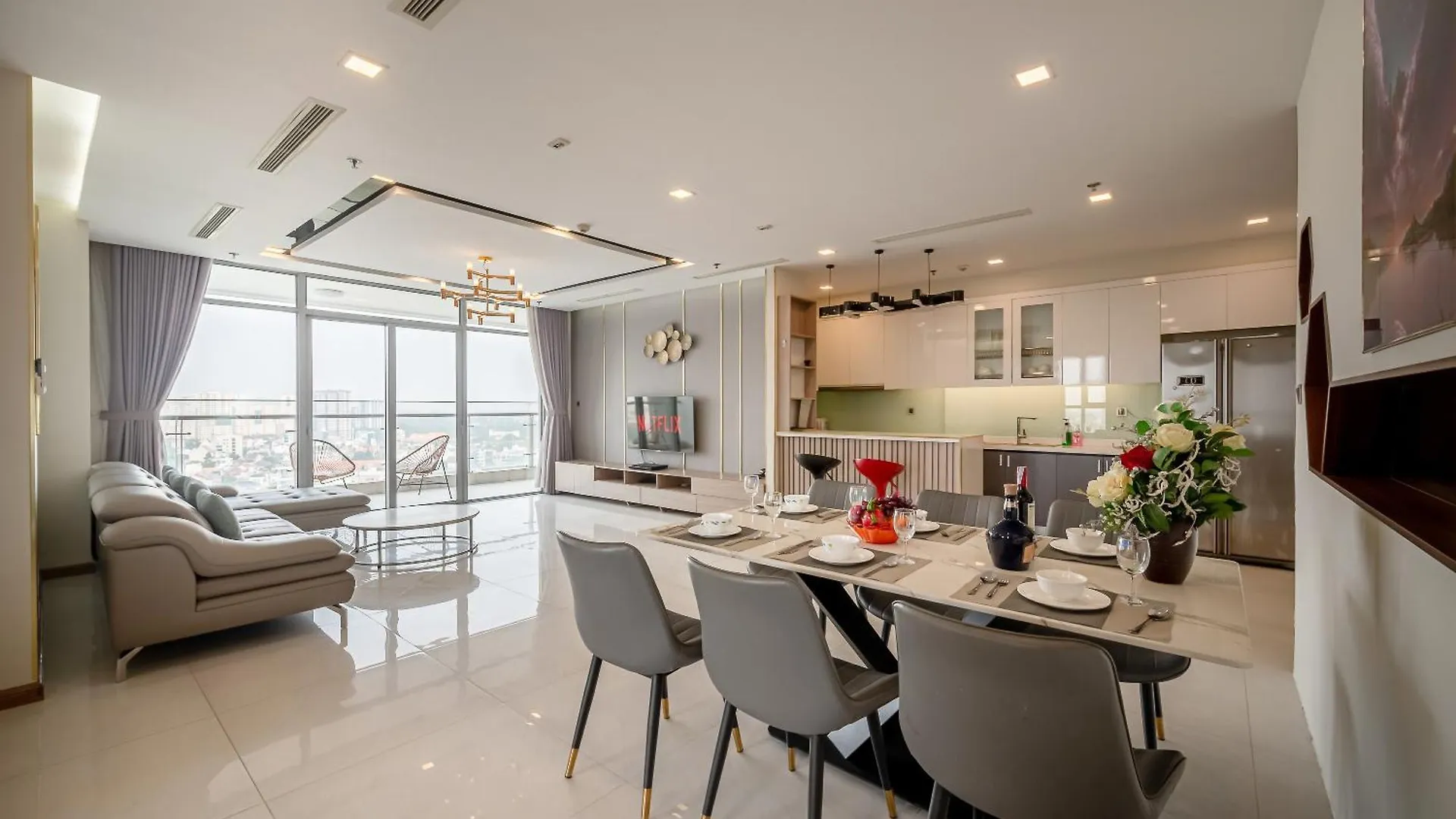 Ri'S House - Can Ho Vinhomes Landmark Ho Chi Minh