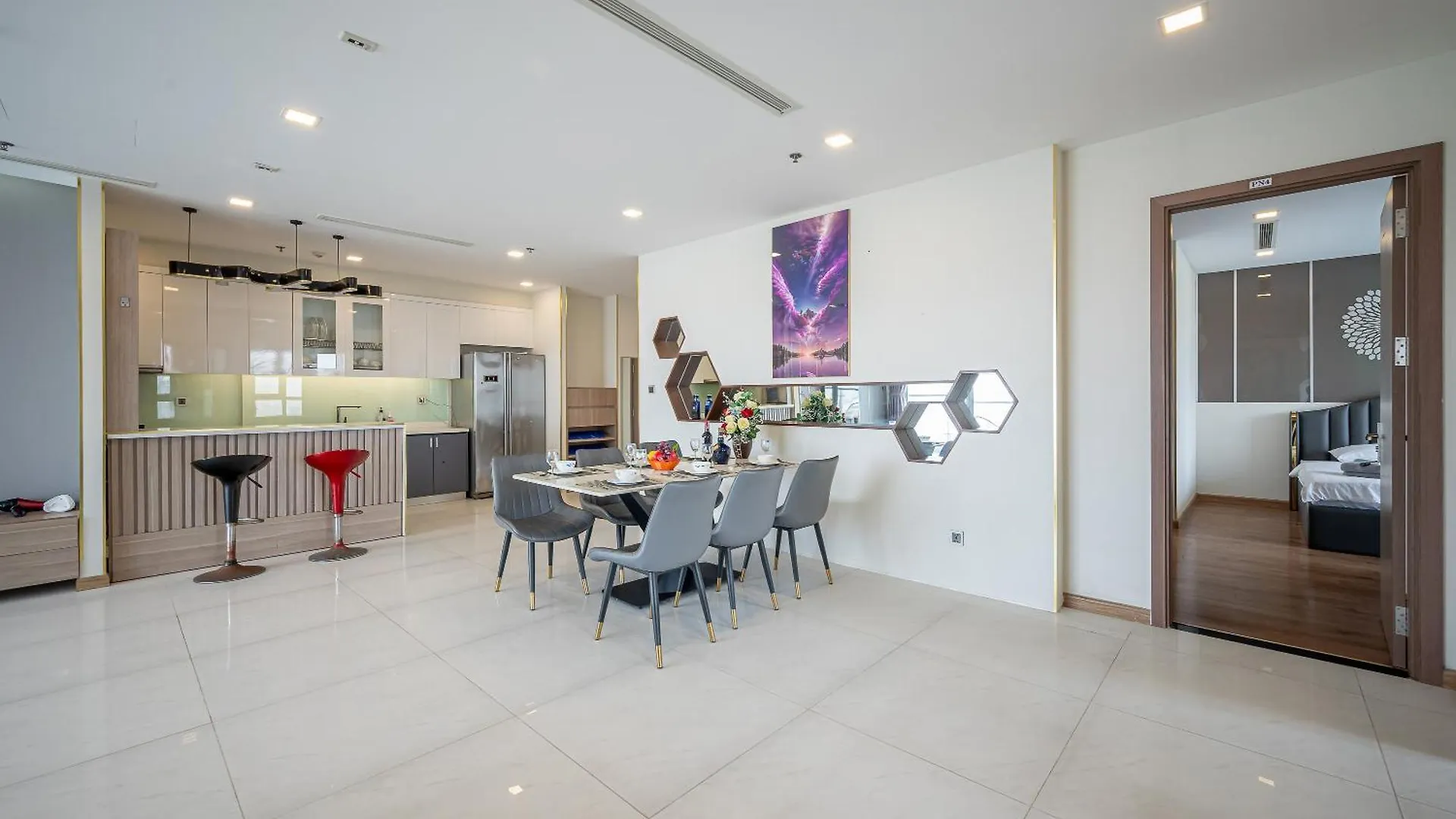 Apartament Ri'S House - Can Ho Vinhomes Landmark Ho Chi Minh