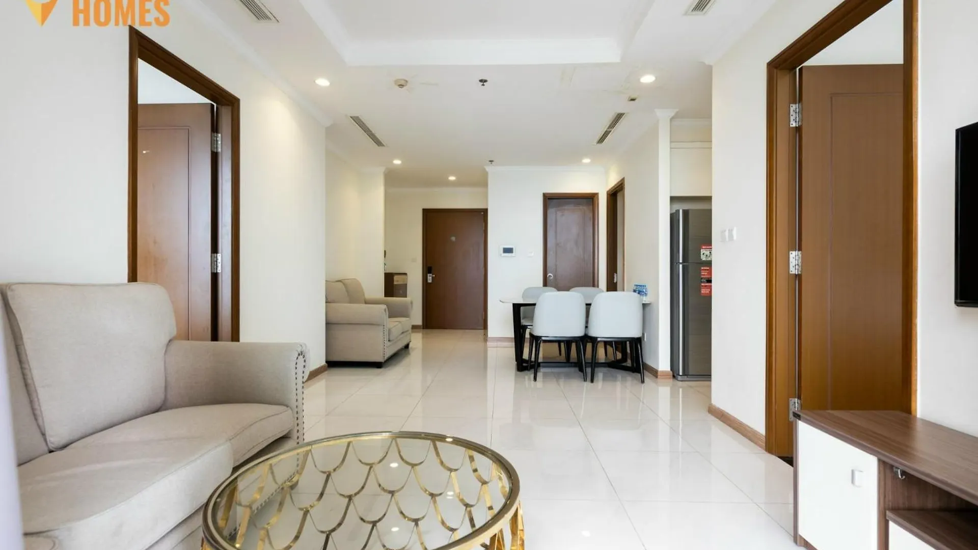 Apartament Ri'S House - Can Ho Vinhomes Landmark Ho Chi Minh