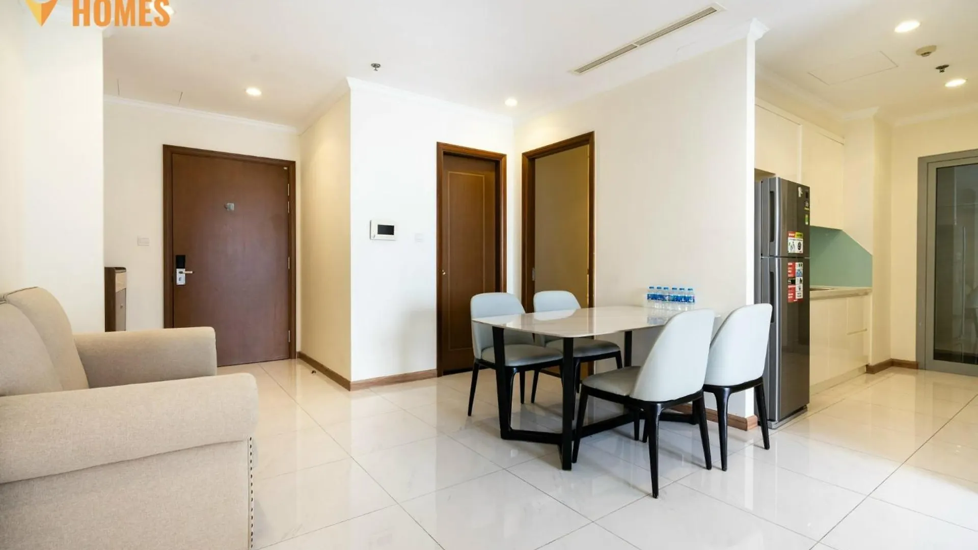 Ri'S House - Can Ho Vinhomes Landmark Ho Chi Minh Apartament